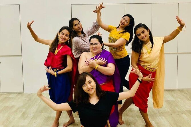 Bangkok Authentic Thai Dance Class at Thai Glam Studio - Is the Price Worth It?