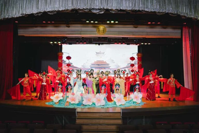 Bangkok: Golden Dome Cabaret Show Entry Ticket - Practical Details and Tips