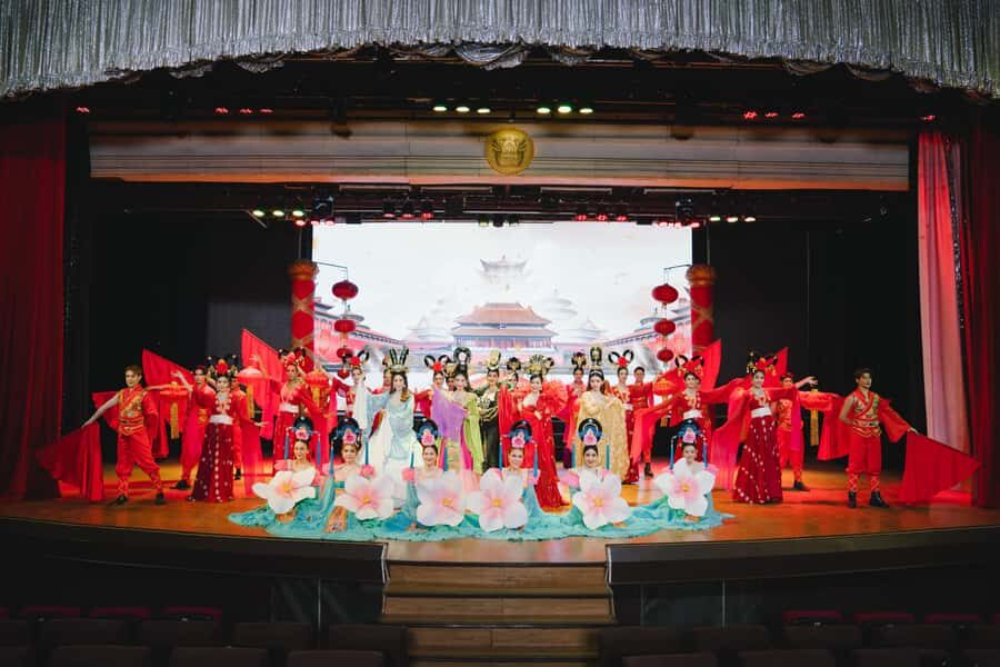 Bangkok: Golden Dome Cabaret Show Entry Ticket - Practical Details and Tips