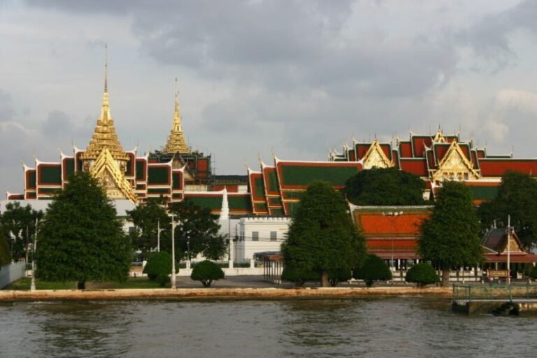 Bangkok: Grand palace and Iconic temple Half-Day Private - The Experience in Detail