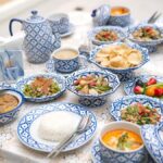 Bangkok: Grand Palace and Wat Pho Tour with Dinner & Show - Transportation and Timing