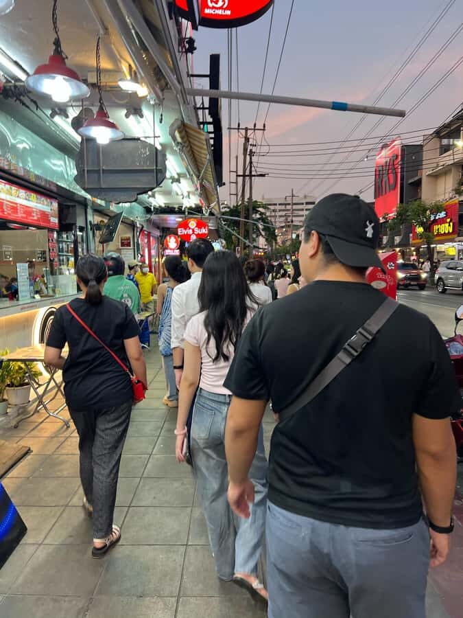 Bangkok Michelin Tastes & Viral Eats -BanthatThong Food Tour - Practical Details and What to Expect
