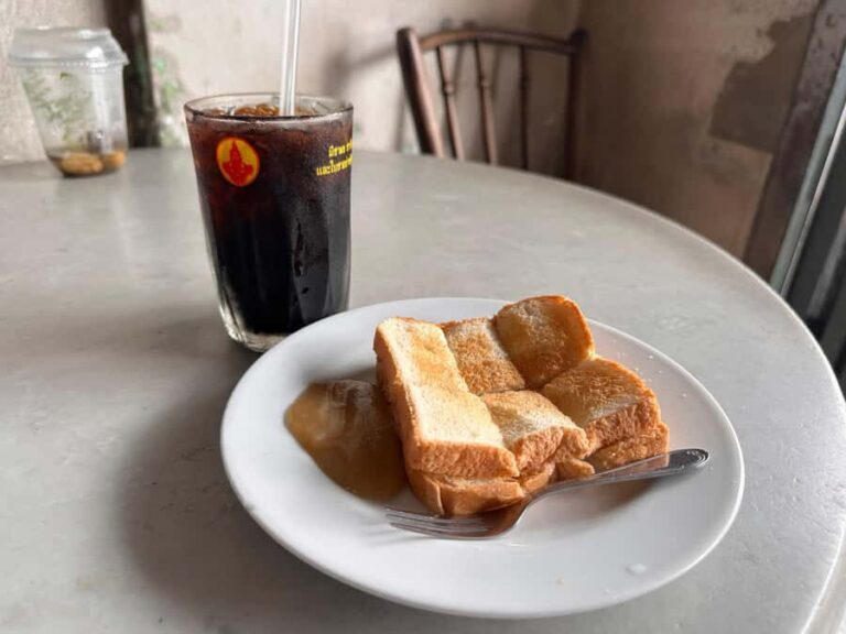 Bangkok: Nang Lerng Market 14+ Food Tour with Riverboat - Practical Details: What to Expect and What to Bring