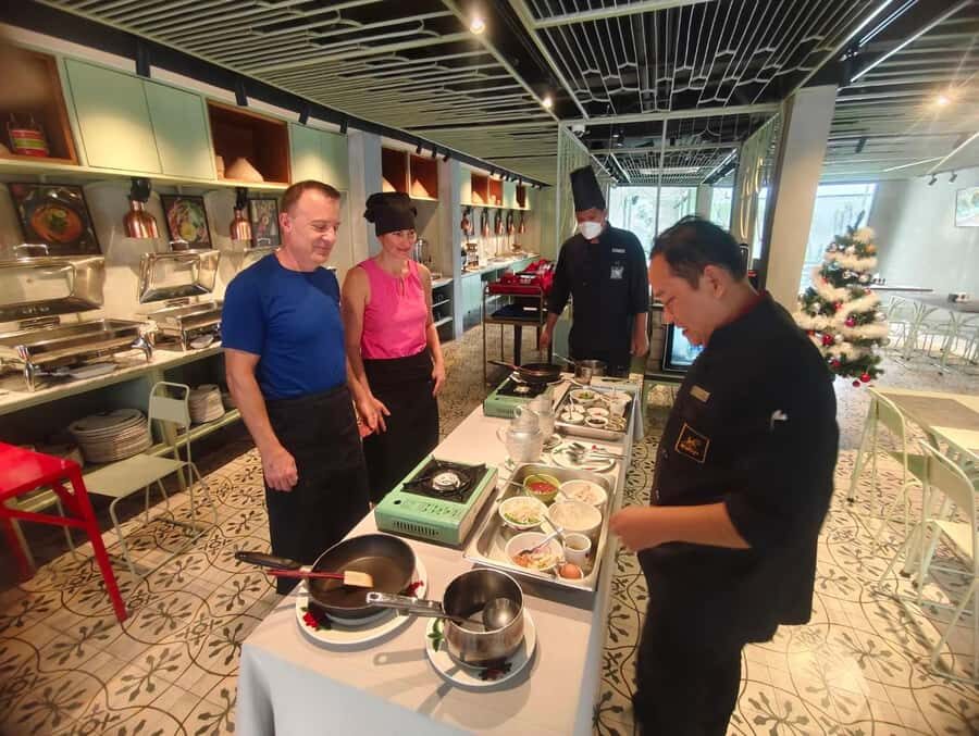 Bangkok: Private Casual Thai Cooking Class For Beginner - Practical Details: What You Need to Know