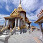 Bangkok Tour: Golden Buddha, Reclining Buddha & Gems Gallery - Transportation and Group Dynamics