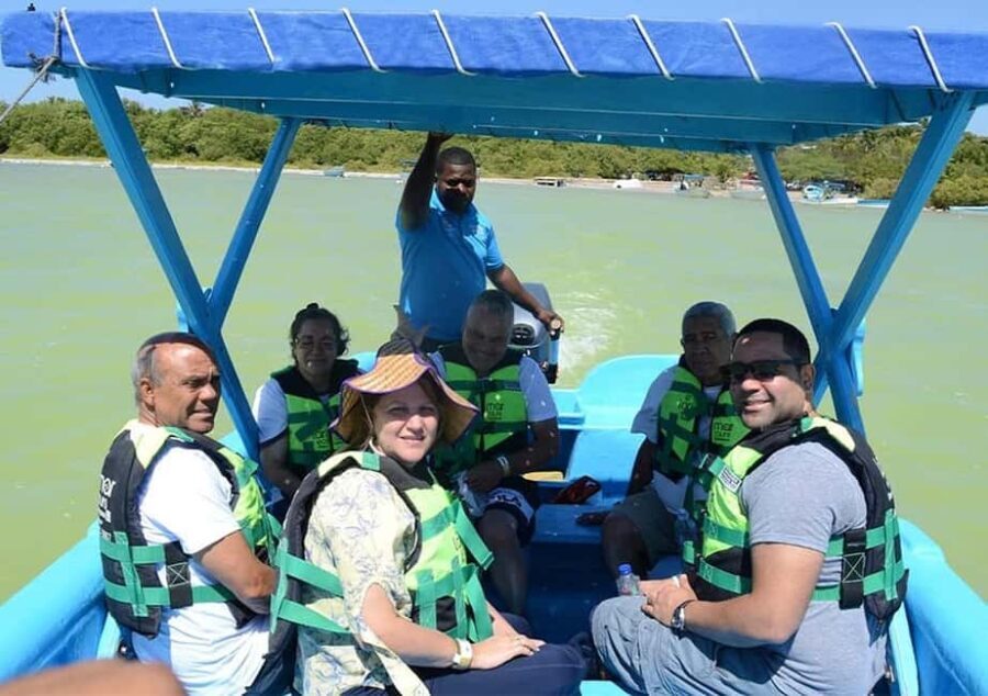 Barahona: Laguna de Oviedo & Bahía de las Águilas Tour - Practical Details and Traveler Tips  