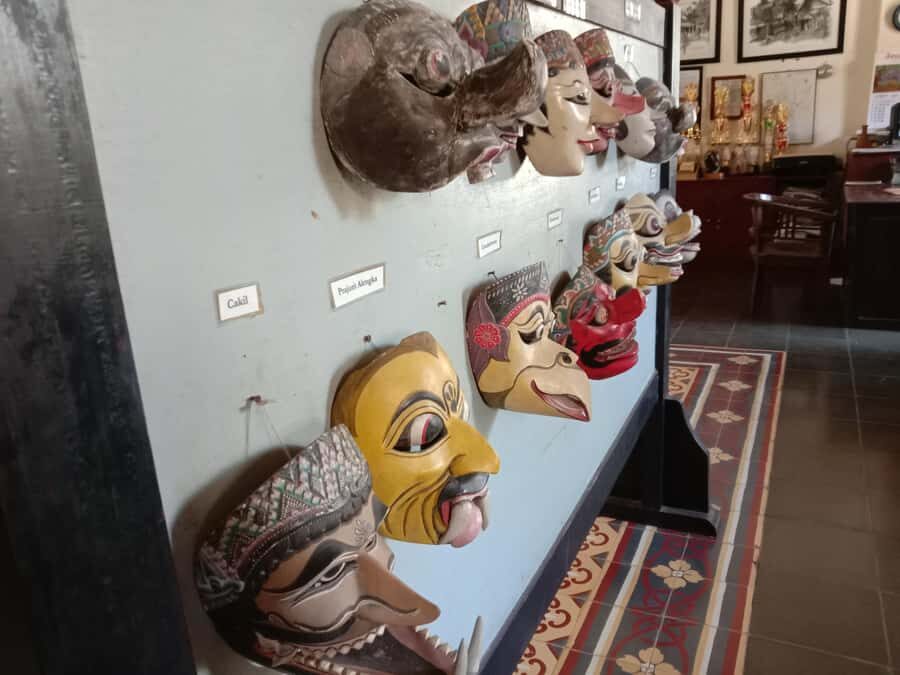 Batik & Pottery Making at Borobudur Village - Why Choose This Experience?