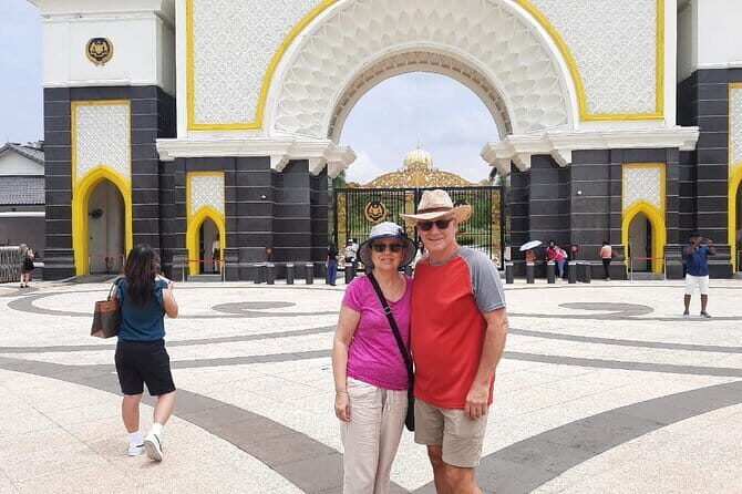 Batu Caves & Kuala Lumpur Full-Day City Tour - Practical Insights