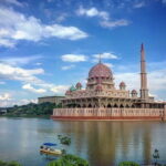 Batu Caves & Putrajaya Highlights: Landmarks & Botanical Garden - Who Should Consider This Tour?