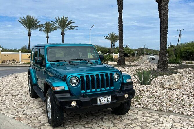Beach and City Curaçao Comfort VIP Jeep Wrangler Tour - Vehicle and Comfort