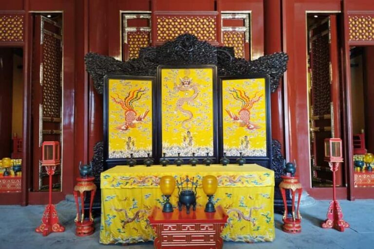 Beijing Central Axis Tour: Qianmen, Square, Forbidden City - Who Will Love This Tour?