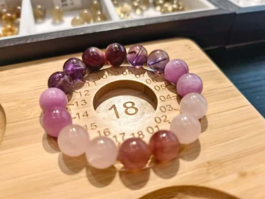 Beijing: Crystal Bead Bracelet Workshop - Who Will Love This?