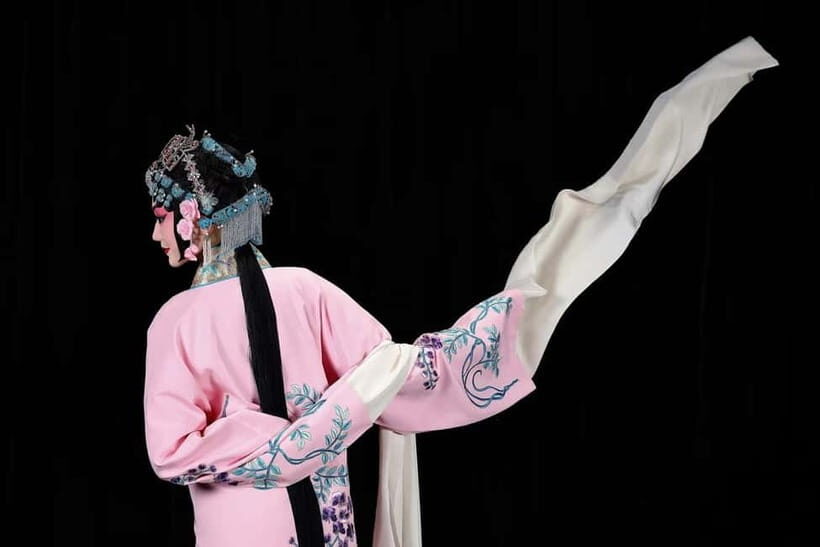 Beijing Opera Ticket for Liyuan Theatre - Who Will Enjoy This Experience?