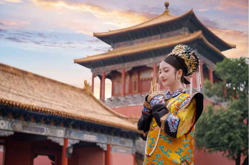 Beijing: Traditional Chinese Costume Makeover & Photo Shoot - The Experience Itself: Step-by-Step