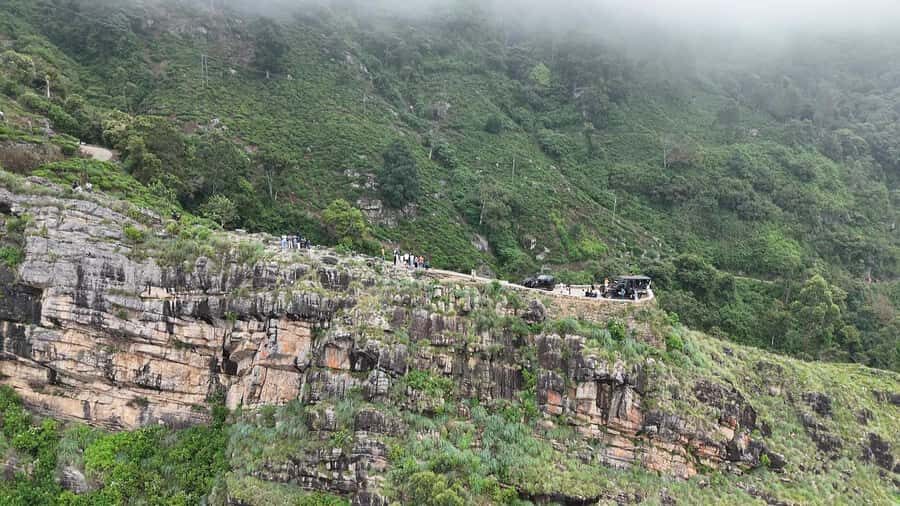 Belihuloya: Baker's Bend Jeep Tour with Hotel Pickup - The Route and What You Can Expect