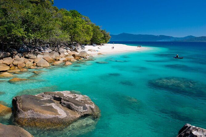 Best of Fitzroy Island Day Tour - The Highlights: Snorkeling and Marine Encounters