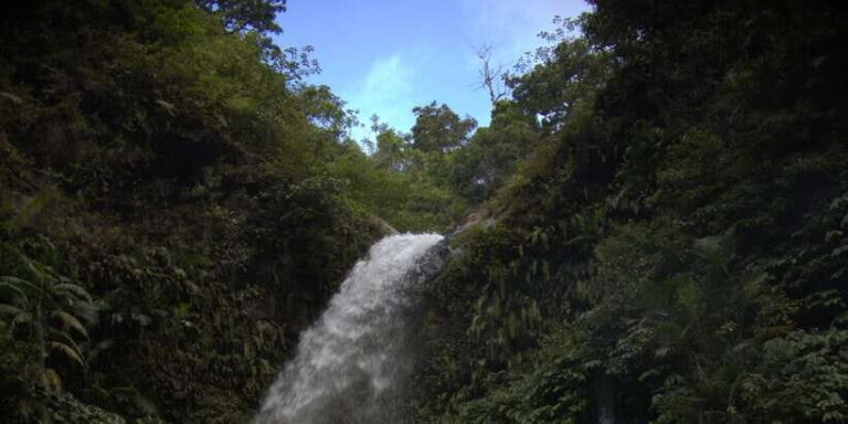 Best of Lombok: Tribe Villages, Traditions & Waterfalls - Sembalun Pusuk Pass: Mountain Vistas & Fresh Air