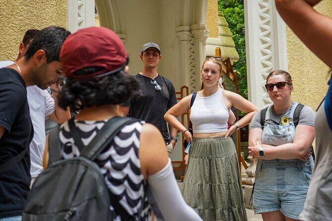 Between Capitalism & Communism: Hong Kong History Tip Based Tour - Who Should Take This Tour?