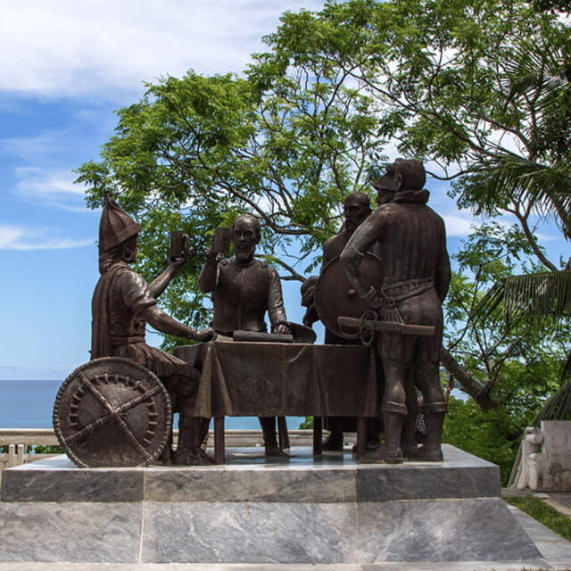 Bohol: Choco Tour with Lunch Buffet and Sikatuna Mirror - Analyzing the Value