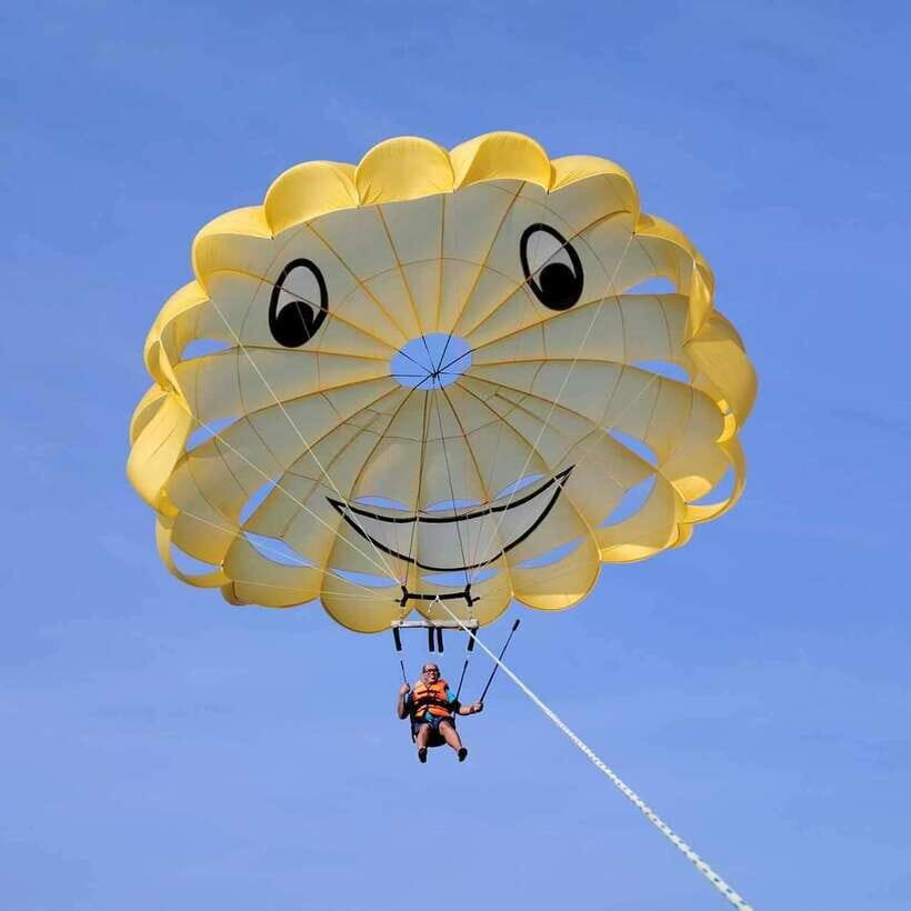 Boracay: Parasailing, Island Hopping, ATV Ride and Kawa Bath - Practical Details and Tips