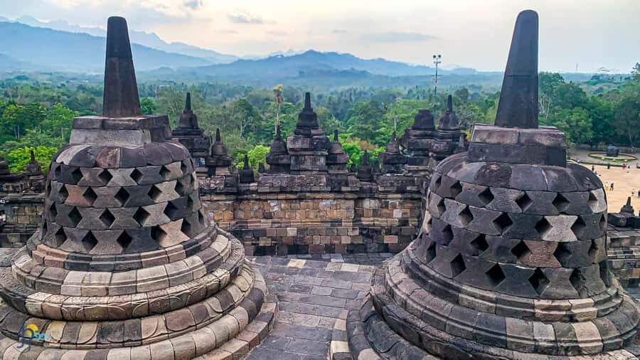 Borobudur temple structure (climb up) - Plaosan - Prambanan - Practical Details and Value