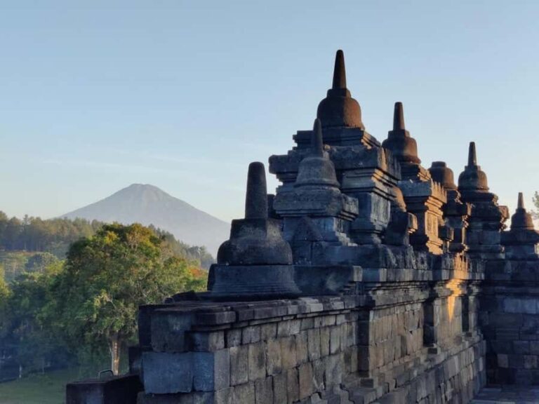 Borobudur Temple Sunrise Experience - What is the Borobudur Sunrise Experience?