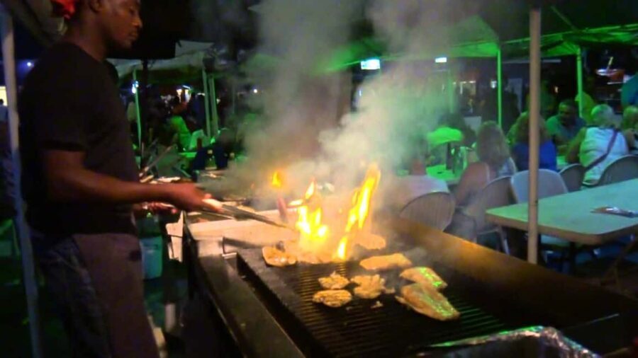 Bridgetown: Oistins reservation with drink & return transfer - Deep Dive into the Details