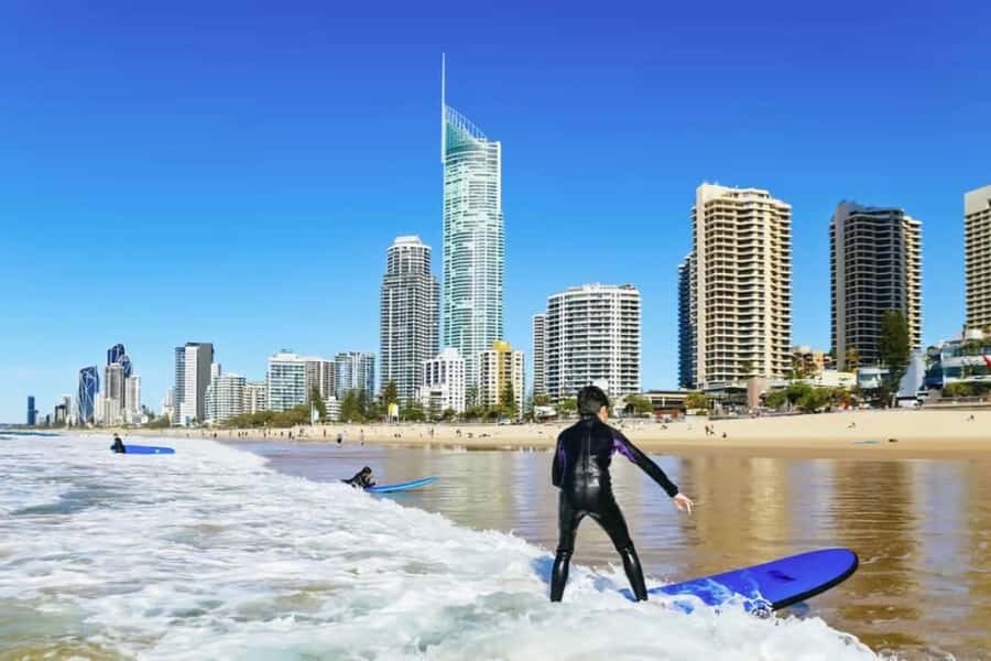 Broadbeach: 2 Hour Surf Experience on the Gold Coast - The Guides and Customer Experience