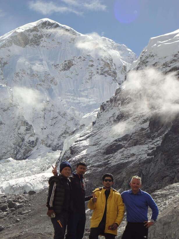 Budget : 12 Days Everest Base Camp Trek from Kathmandu - An In-Depth Look at the Everest Base Camp Trek