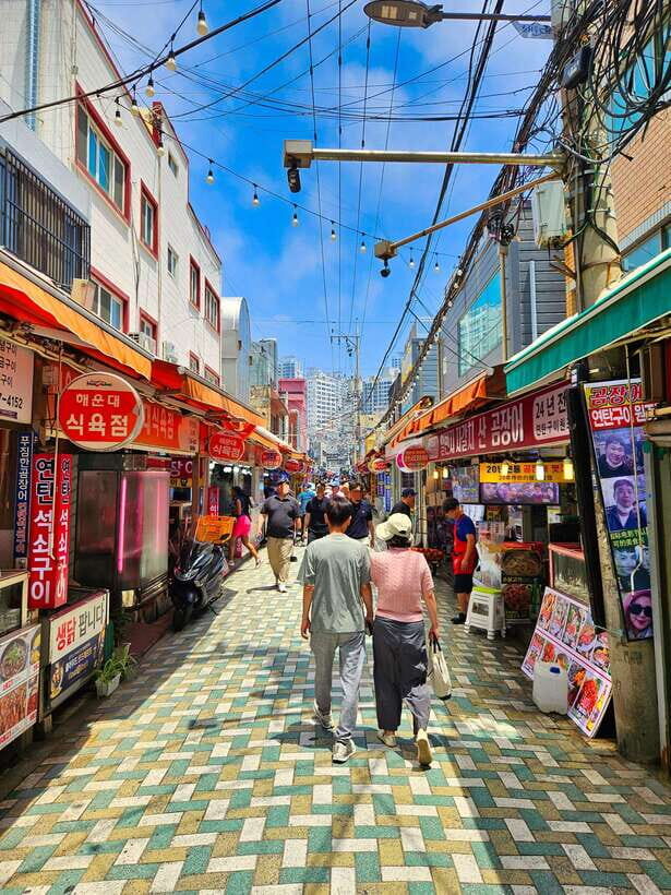 Busan: Haeundae 100-Minute Walking Tour - Why This Tour Is a Must-Do