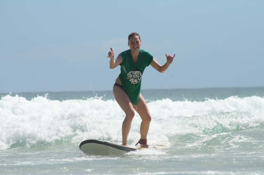 Byron Bay: Group Surf Lesson with Instructor - What’s Included and What to Bring?