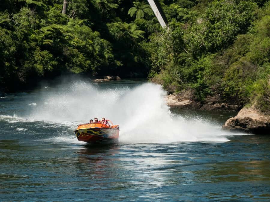 Cambridge Waikato New Zealand: Tour -45 Min Extreme Jet Boat - Detailed Breakdown of the Itinerary