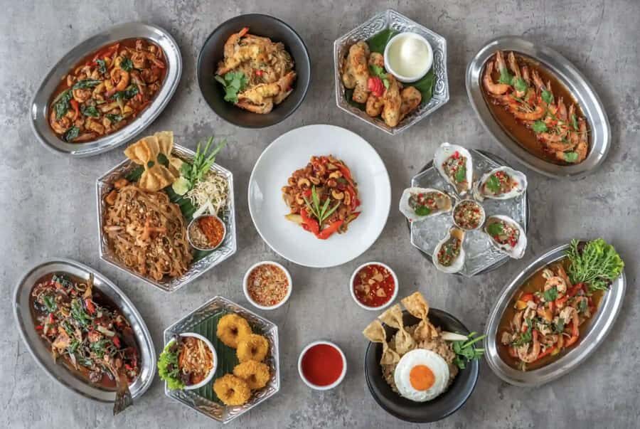 Canggu: Paed Thai Cuisine Restaurant Dining Experience - What to Expect from Your Meal