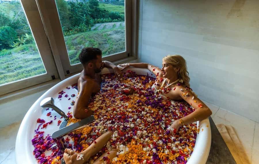 Canggu: Spa and Bath Experiences at Svaha Spa Padang Linjong - Who Should Consider Svaha Spa Padang Linjong?