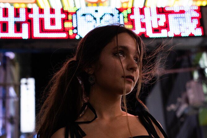 Casual Photoshoot in Dotonbori, Osaka with a Pro Photographer - The Photo Delivery and Editing Process