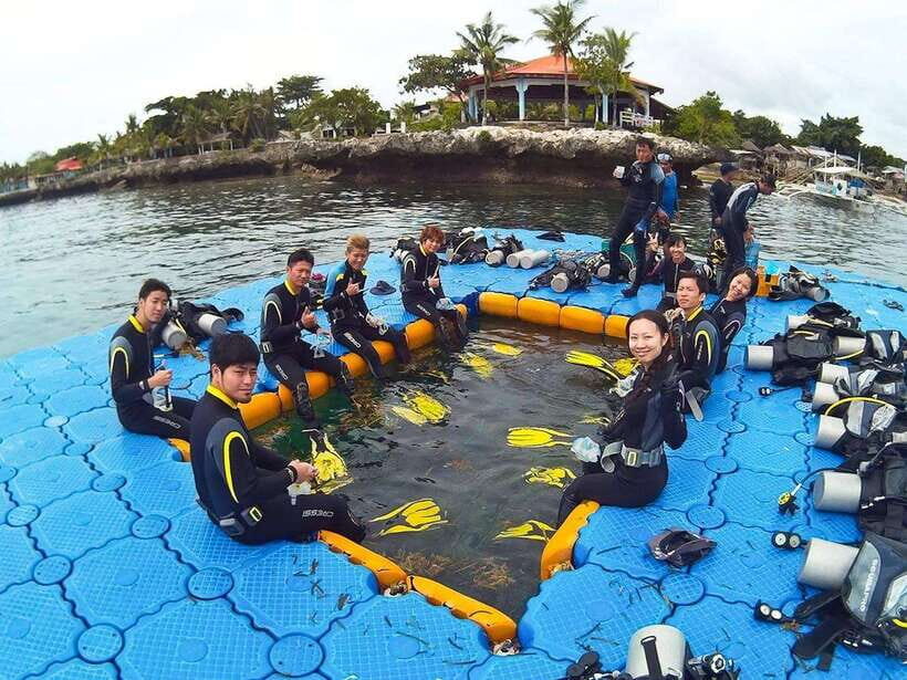 CEBU: How to get two for one price (scuba certification) - The Location and Setting