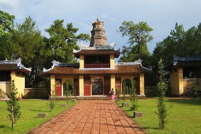 Chan May Port to Hue, Hoi An or Golden Hand Bridge of Bana Hills - Tour Options Breakdown