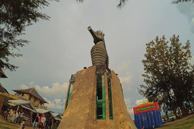 Chauffeur Driven Standard Van - Exploring Miri in Style and Comfort