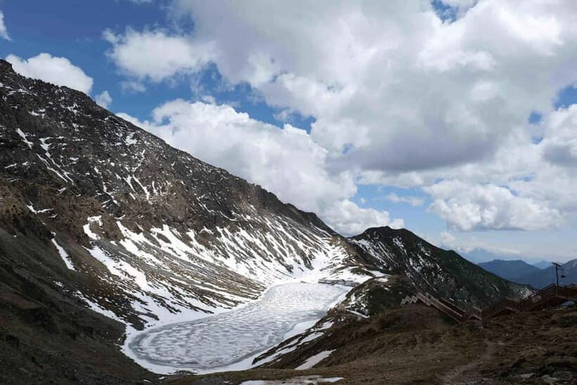 Chengdu: Algou Valley Hiking Tour with Roundtrip Transfer - The Sum Up