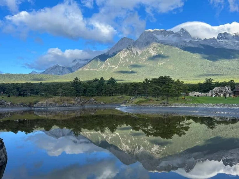 Chengdu: Ganhaizi Hidden Paradise Day Trip with Hike - The Itinerary: A Day in Nature