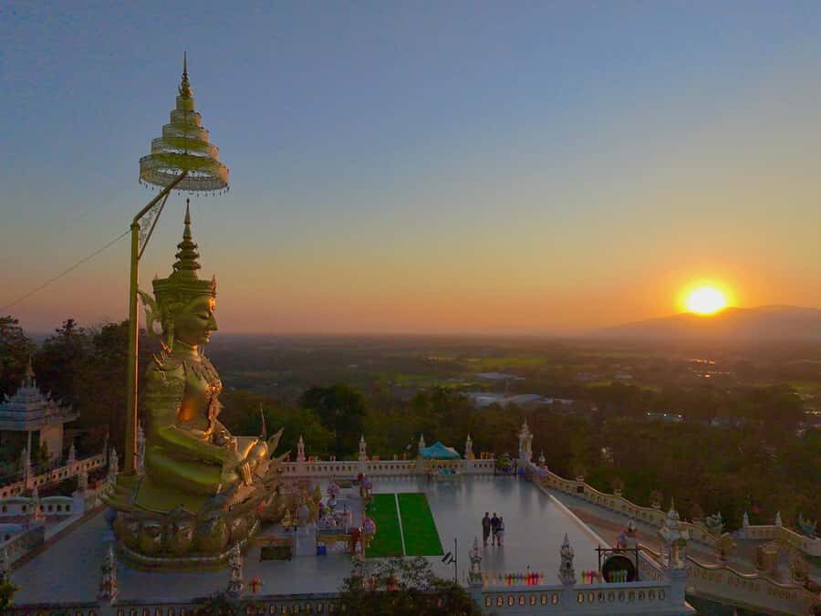 Chiang Mai: Doi Saket Temple Sunset with Transport - The Itinerary in Detail: What to Expect