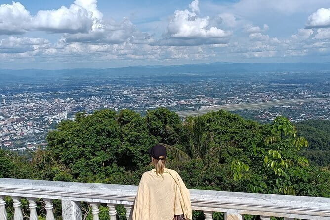 Chiang Mai Doi Suthep Temple and Wat Pha Lat Hike - Who Should Book This Tour?