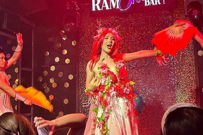 Chiang Mai: Ladyboy Cabaret  Stories, Dinner and Sparkle - Who Will Love This Tour?