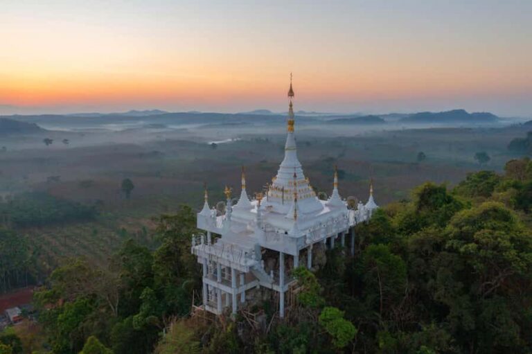 Chiang Mai: Mountain Bike Challenge and Ban Pong Temple Hike - The Scenic Descent and Scenic Road
