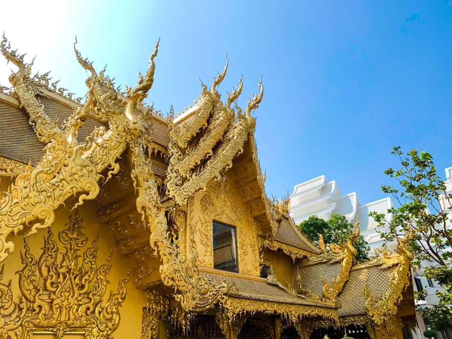 Chiang Mai: Private to White, Blue Temple & Black House - Exploring the Itinerary in Detail