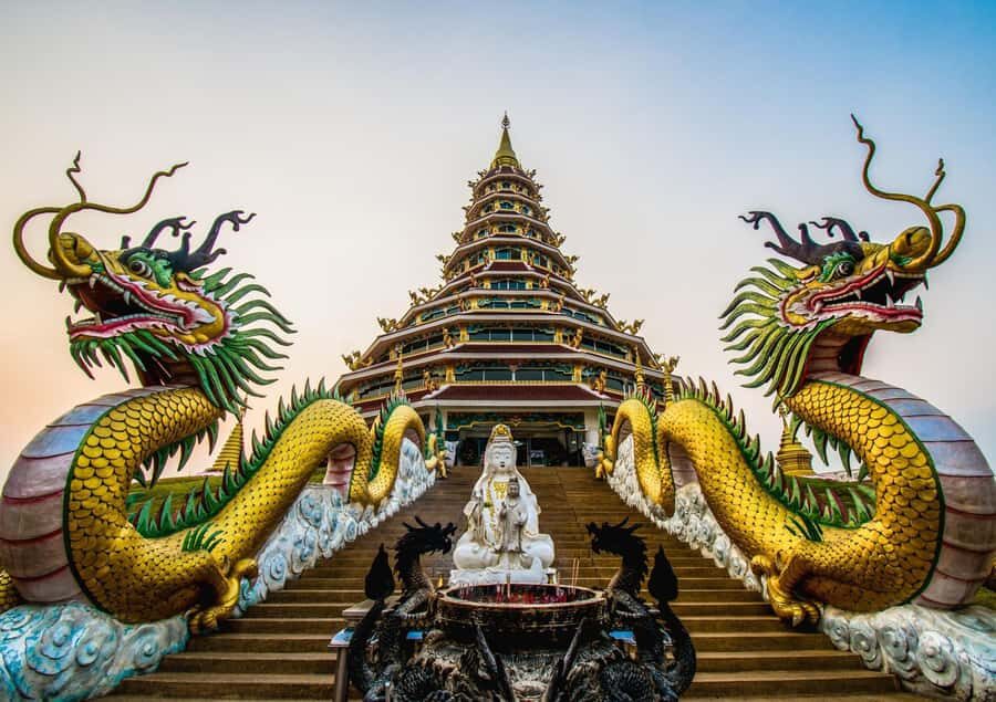 Chiang Mai: White, Blue, Red 3 Temples Tour - The Journey and the Guides