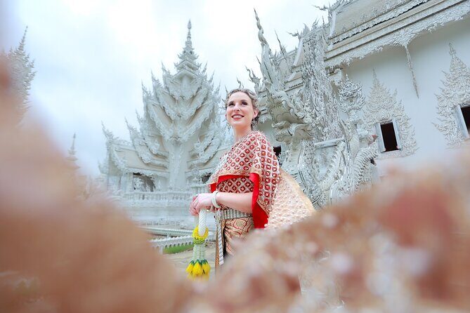 Chiang Rai Photos of traditional Thai costumes White Temple - Breaking Down the Experience