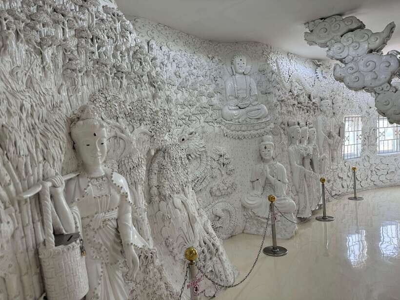 Chiang Rai: Private Half Day Tour  Temples & Lalita Cafe - What Makes This Tour Stand Out?