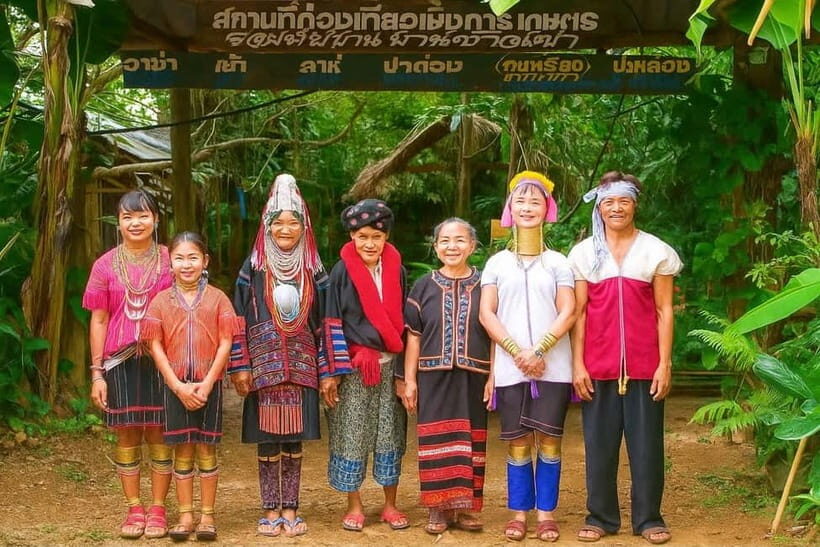 Chiang Rai: Private Tour with Driver and Custom Itinerary - Practical Details and Tips