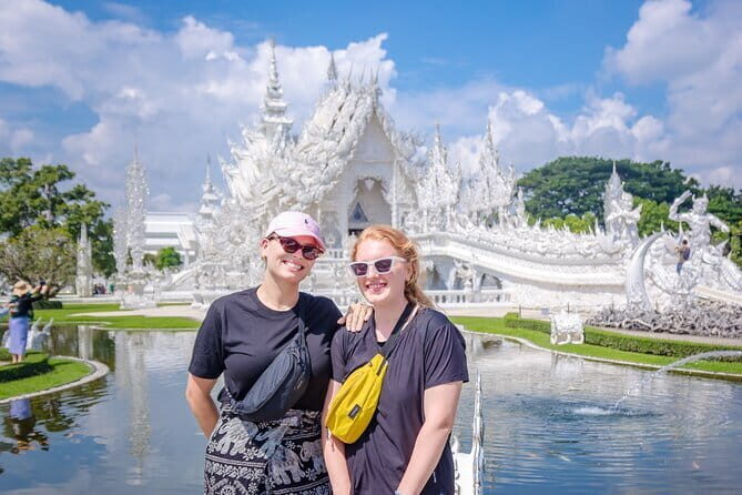 Chiang Rai White Blue Red Temples with Hot Spring from Chaing Mai - Transportation & Group Size